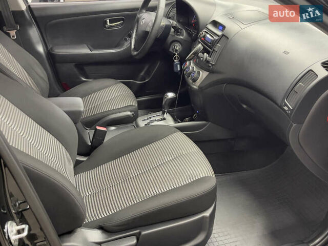 Хендай Элантра 2010 в Харькове на Automoto.ua Хендай Элантра, объемом двигателя 1.59 л и пробегом 166 тыс. км за 7000 $, фото 13 на Automoto.ua
