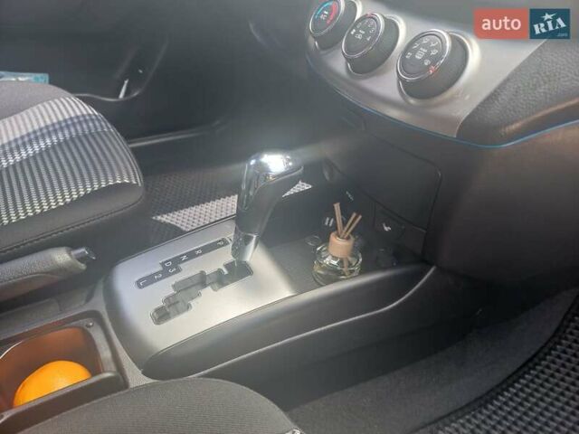 Хендай Элантра 2010 в Киеве на Automoto.ua Хендай Элантра, объемом двигателя 1.6 л и пробегом 112 тыс. км за 8700 $, фото 6 на Automoto.ua