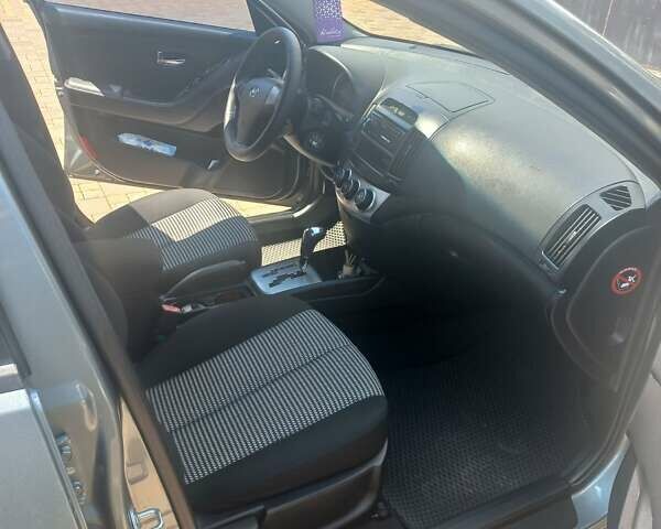 Хендай Элантра 2010 в Киеве на Automoto.ua Хендай Элантра, объемом двигателя 1.6 л и пробегом 112 тыс. км за 8700 $, фото 38 на Automoto.ua