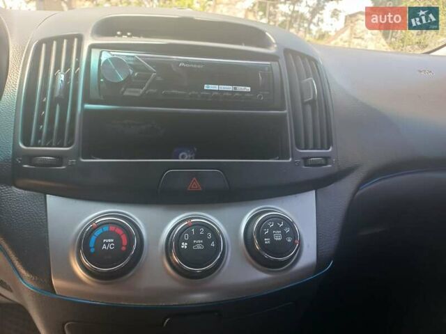 Хендай Элантра 2010 в Киеве на Automoto.ua Хендай Элантра, объемом двигателя 1.6 л и пробегом 112 тыс. км за 8700 $, фото 11 на Automoto.ua