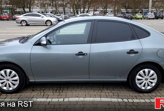 Хендай Элантра, объемом двигателя 1.6 л и пробегом 162 тыс. км за 6700 $, фото 1 на Automoto.ua