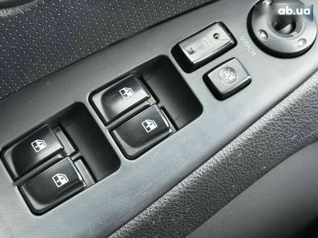 Хендай Элантра, объемом двигателя 0 л и пробегом 199 тыс. км за 6300 $, фото 24 на Automoto.ua