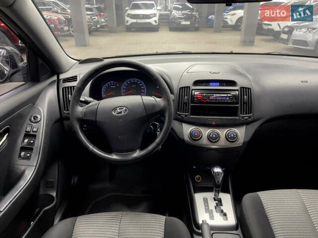 Хендай Элантра 2010 в Харькове на Automoto.ua Хендай Элантра, объемом двигателя 1.59 л и пробегом 166 тыс. км за 7000 $, фото 23 на Automoto.ua