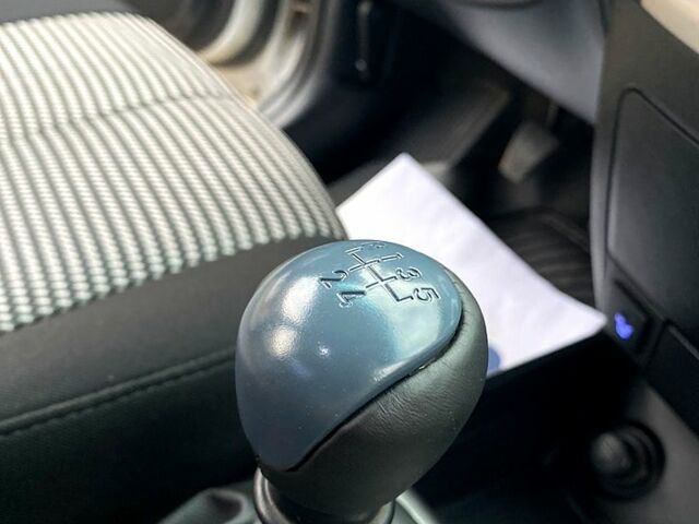 Хендай Элантра 2011 в Павлограде на Automoto.ua Хендай Элантра, объемом двигателя 1.6 л и пробегом 187 тыс. км за 5999 $, фото 3 на Automoto.ua