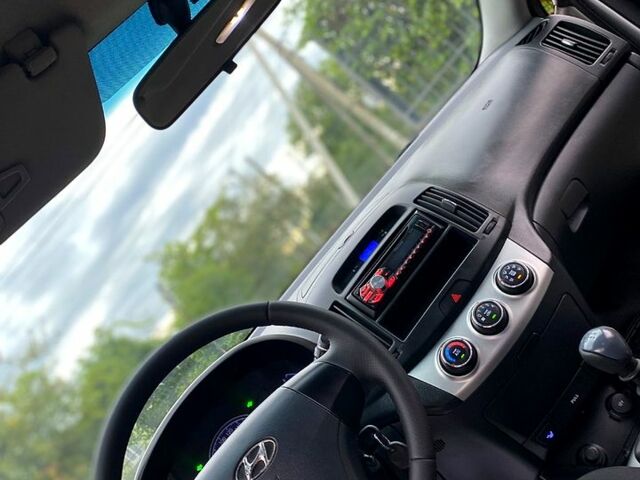 Хендай Элантра 2011 в Павлограде на Automoto.ua Хендай Элантра, объемом двигателя 1.6 л и пробегом 187 тыс. км за 5999 $, фото 2 на Automoto.ua