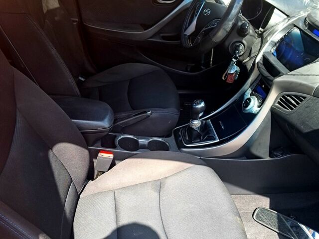 Хендай Елантра, об'ємом двигуна 1.8 л та пробігом 230 тис. км за 3700 $, фото 6 на Automoto.ua