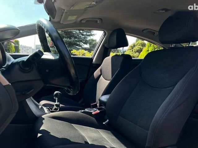 Хендай Элантра, объемом двигателя 0 л и пробегом 201 тыс. км за 7700 $, фото 13 на Automoto.ua