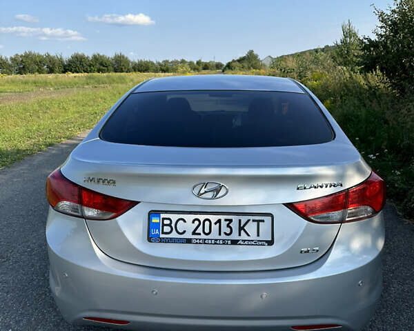 Хендай Элантра, объемом двигателя 1.8 л и пробегом 175 тыс. км за 7500 $, фото 2 на Automoto.ua