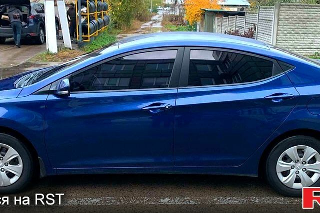 Хендай Элантра, объемом двигателя 1.6 л и пробегом 63 тыс. км за 9800 $, фото 4 на Automoto.ua