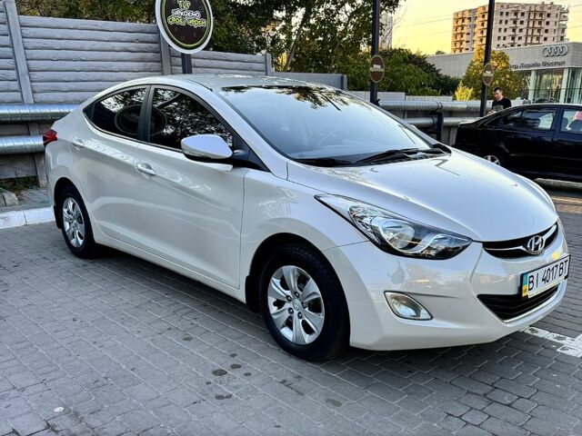 Хендай Елантра, об'ємом двигуна 1.6 л та пробігом 95 тис. км за 9000 $, фото 2 на Automoto.ua