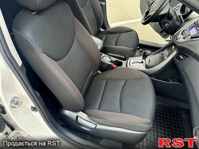 Хендай Елантра, об'ємом двигуна 1.6 л та пробігом 107 тис. км за 9700 $, фото 8 на Automoto.ua