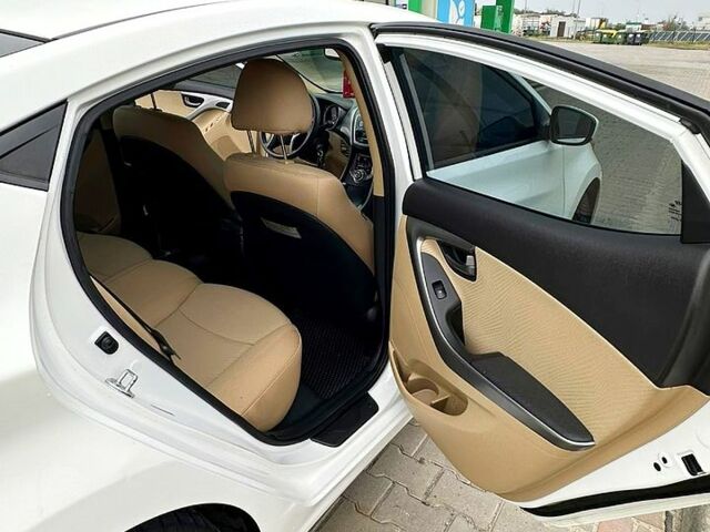 Хендай Элантра, объемом двигателя 1.8 л и пробегом 199 тыс. км за 7900 $, фото 5 на Automoto.ua