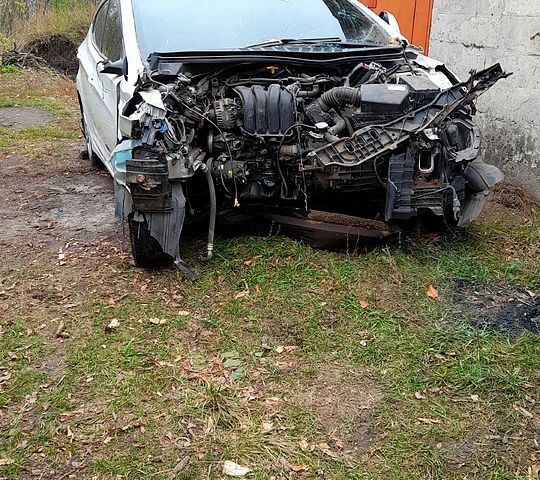 Хендай Элантра 2013 в Харькове на Automoto.ua Хендай Элантра, объемом двигателя 1.8 л и пробегом 192 тыс. км за 2500 $, фото 4 на Automoto.ua