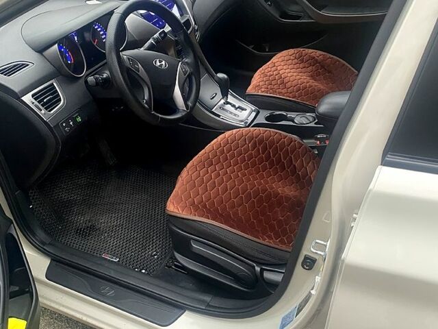 Хендай Елантра, об'ємом двигуна 1.6 л та пробігом 160 тис. км за 9700 $, фото 3 на Automoto.ua