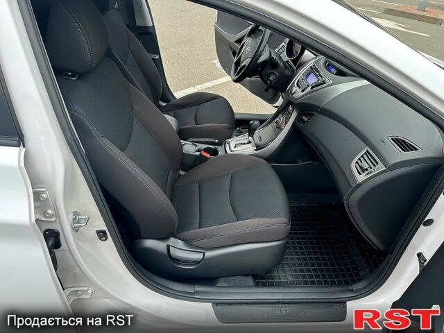 Хендай Елантра, об'ємом двигуна 1.6 л та пробігом 107 тис. км за 9700 $, фото 9 на Automoto.ua
