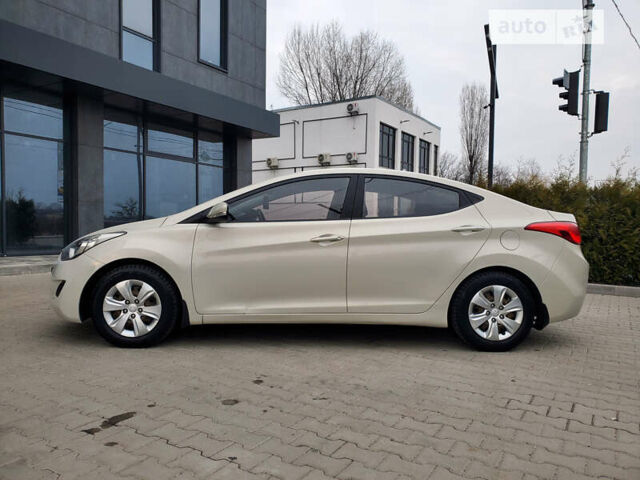 Хендай Елантра, об'ємом двигуна 1.59 л та пробігом 117 тис. км за 9300 $, фото 4 на Automoto.ua