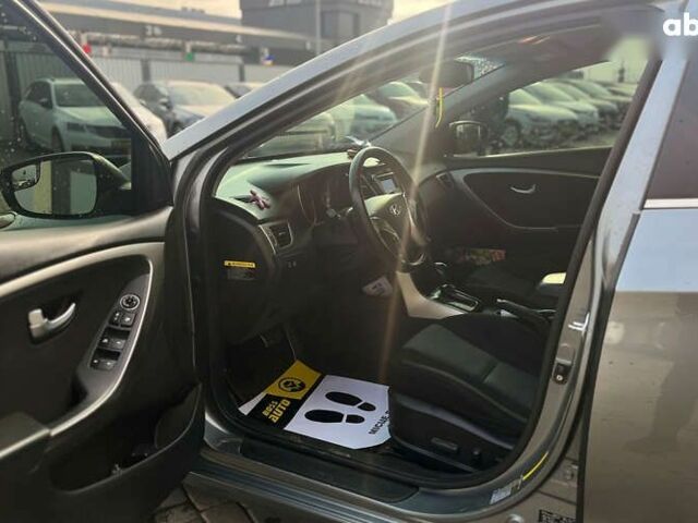 Хендай Елантра, об'ємом двигуна 2 л та пробігом 81 тис. км за 10500 $, фото 8 на Automoto.ua