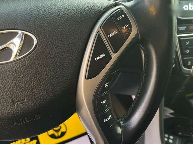 Хендай Елантра, об'ємом двигуна 2 л та пробігом 81 тис. км за 10500 $, фото 13 на Automoto.ua