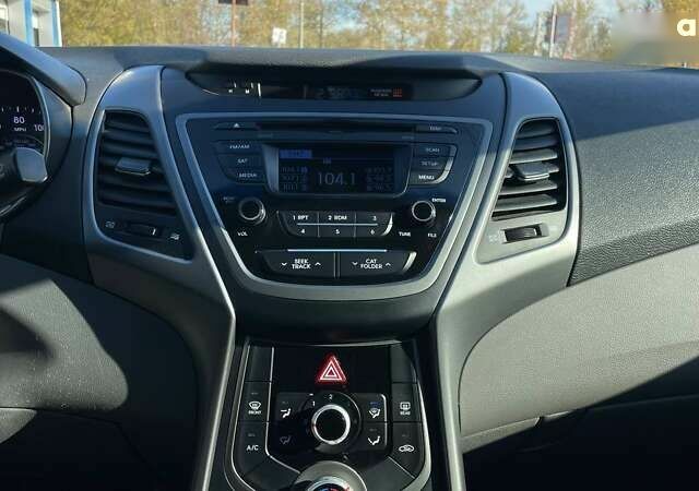 Хендай Елантра, об'ємом двигуна 1.8 л та пробігом 321 тис. км за 10999 $, фото 21 на Automoto.ua