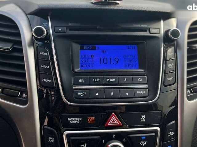 Хендай Елантра, об'ємом двигуна 2 л та пробігом 81 тис. км за 10500 $, фото 17 на Automoto.ua