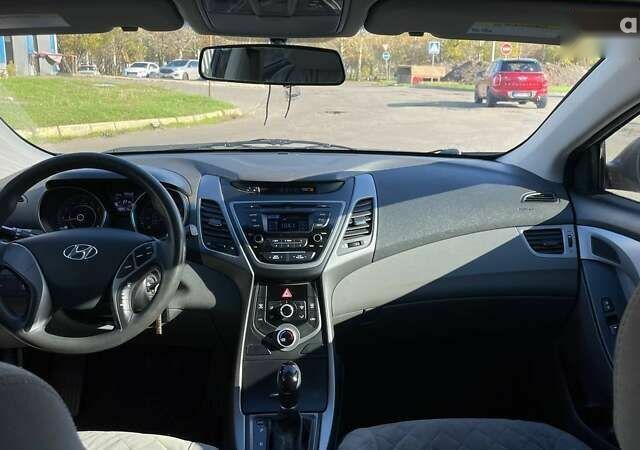 Хендай Элантра, объемом двигателя 1.8 л и пробегом 321 тыс. км за 10499 $, фото 12 на Automoto.ua
