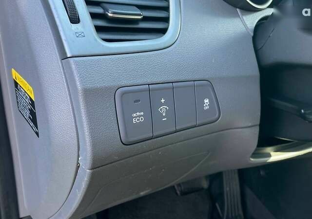 Хендай Элантра, объемом двигателя 1.8 л и пробегом 321 тыс. км за 10499 $, фото 10 на Automoto.ua