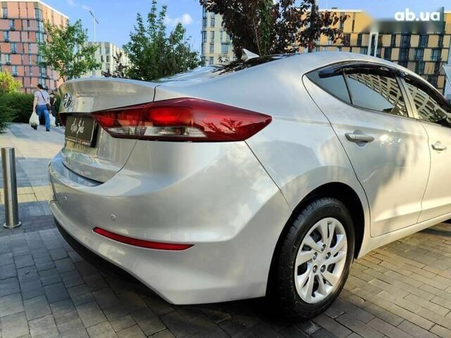 Хендай Элантра, объемом двигателя 0 л и пробегом 235 тыс. км за 8990 $, фото 18 на Automoto.ua