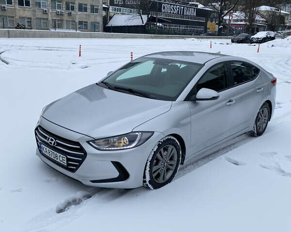 Хендай Елантра, об'ємом двигуна 2 л та пробігом 70 тис. км за 12800 $, фото 1 на Automoto.ua