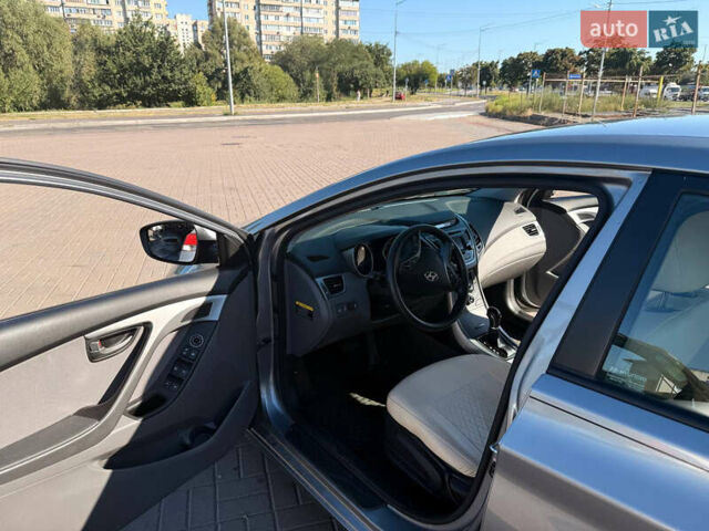 Хендай Элантра, объемом двигателя 1.8 л и пробегом 87 тыс. км за 10800 $, фото 8 на Automoto.ua