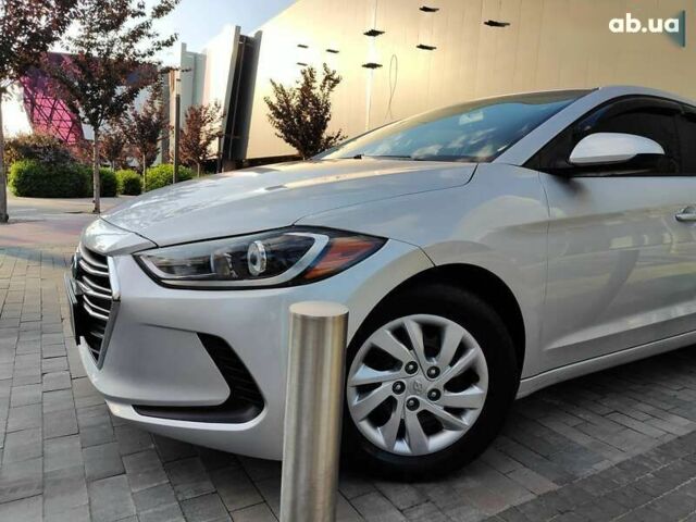 Хендай Элантра, объемом двигателя 0 л и пробегом 235 тыс. км за 8990 $, фото 4 на Automoto.ua