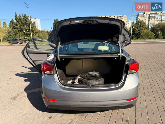 Хендай Элантра, объемом двигателя 1.8 л и пробегом 87 тыс. км за 10800 $, фото 12 на Automoto.ua