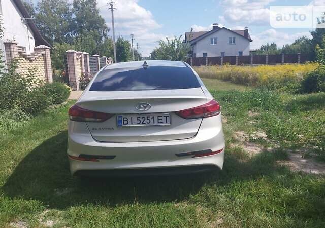 Хендай Елантра, об'ємом двигуна 2 л та пробігом 175 тис. км за 12500 $, фото 6 на Automoto.ua