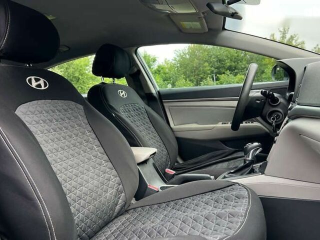 Хендай Элантра, объемом двигателя 2 л и пробегом 119 тыс. км за 10600 $, фото 8 на Automoto.ua