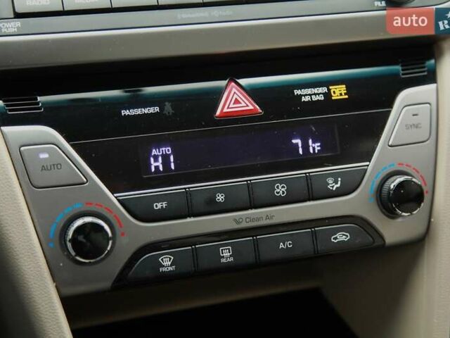 Хендай Элантра, объемом двигателя 2 л и пробегом 87 тыс. км за 11500 $, фото 16 на Automoto.ua