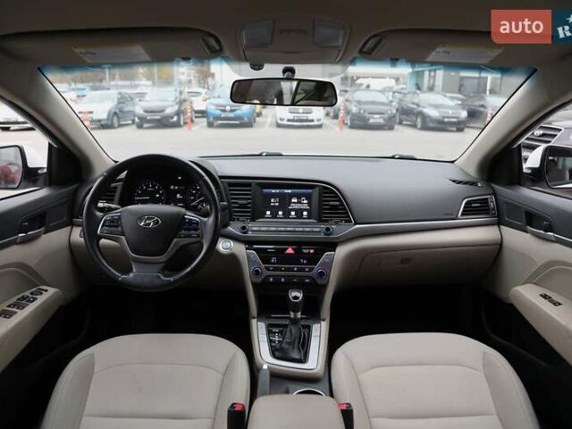 Хендай Элантра, объемом двигателя 2 л и пробегом 87 тыс. км за 11500 $, фото 11 на Automoto.ua