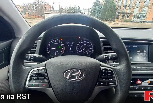 Хендай Элантра, объемом двигателя 2 л и пробегом 170 тыс. км за 10500 $, фото 9 на Automoto.ua