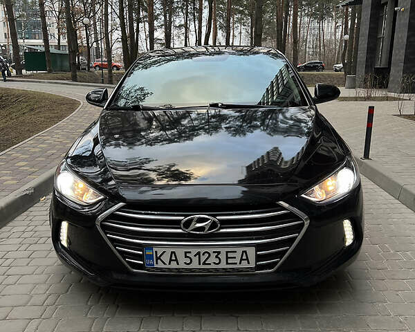 Хендай Елантра, об'ємом двигуна 2 л та пробігом 155 тис. км за 12500 $, фото 1 на Automoto.ua