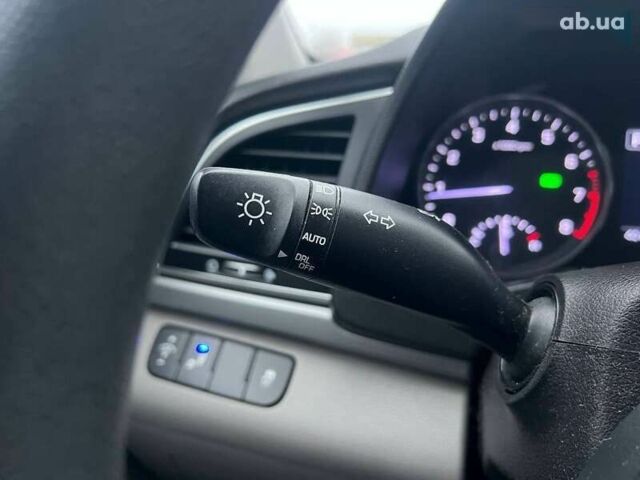 Хендай Элантра, объемом двигателя 2 л и пробегом 138 тыс. км за 10690 $, фото 17 на Automoto.ua