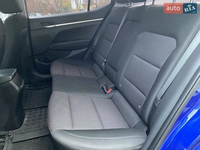 Хендай Элантра, объемом двигателя 1.6 л и пробегом 69 тыс. км за 15500 $, фото 31 на Automoto.ua