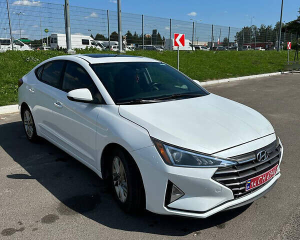 Хендай Элантра, объемом двигателя 1.98 л и пробегом 196 тыс. км за 12900 $, фото 4 на Automoto.ua