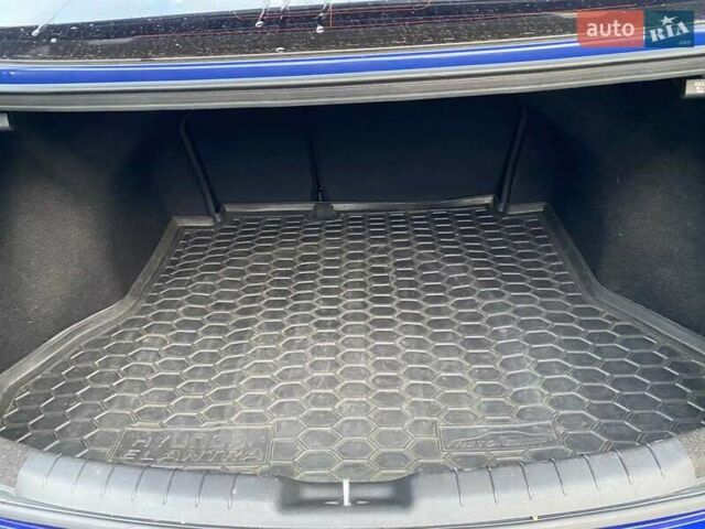 Хендай Элантра, объемом двигателя 1.6 л и пробегом 69 тыс. км за 15500 $, фото 54 на Automoto.ua