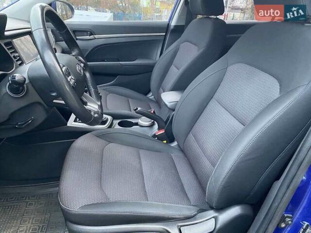 Хендай Элантра, объемом двигателя 1.6 л и пробегом 69 тыс. км за 15500 $, фото 25 на Automoto.ua