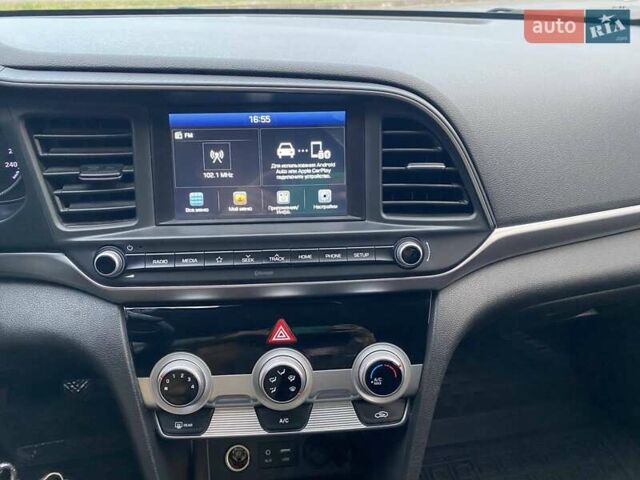 Хендай Элантра, объемом двигателя 1.6 л и пробегом 69 тыс. км за 15500 $, фото 47 на Automoto.ua