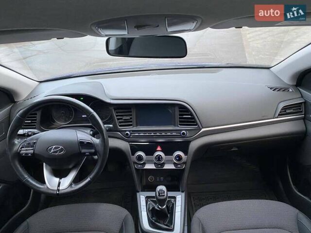 Хендай Элантра, объемом двигателя 1.6 л и пробегом 69 тыс. км за 15500 $, фото 38 на Automoto.ua