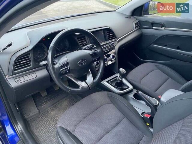Хендай Элантра, объемом двигателя 1.6 л и пробегом 69 тыс. км за 15500 $, фото 27 на Automoto.ua