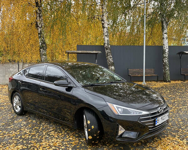Хендай Элантра 2020 в Миргороде на Automoto.ua Хендай Элантра, объемом двигателя 2 л и пробегом 113 тыс. км за 14500 $, фото 2 на Automoto.ua