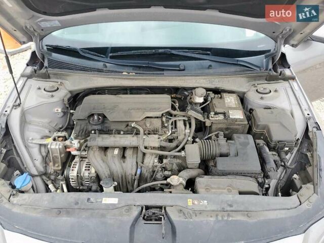 Хендай Елантра, об'ємом двигуна 2 л та пробігом 130 тис. км за 3700 $, фото 10 на Automoto.ua