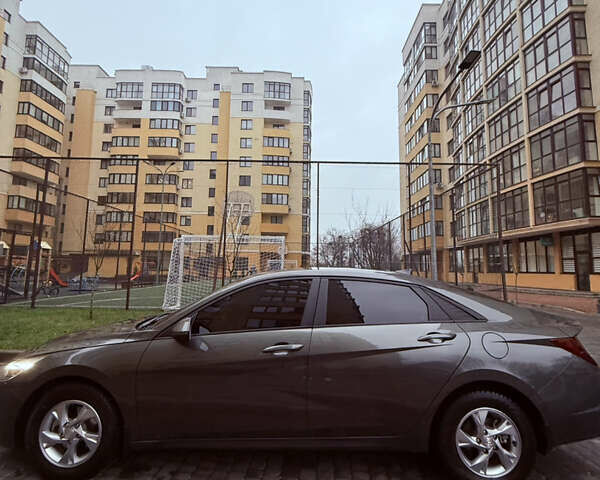 Хендай Элантра, объемом двигателя 2 л и пробегом 37 тыс. км за 19000 $, фото 2 на Automoto.ua