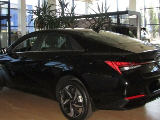 купить новое авто Хендай Элантра 2023 года от официального дилера Автоцентр AUTO.RIA Хендай фото