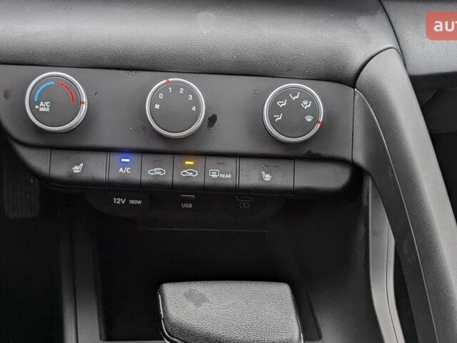 купить новое авто Хендай Элантра 2024 года от официального дилера Автоберег HYUNDAI на Бальзака Хендай фото